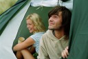 Zwischen Freiheit, Regen und Zelt: Das darf beim Campen nicht fehlen
